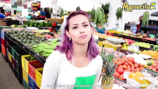 Vídeo amador da modelo Veronica Leal em um filme erótico de Carne Del Mercado. A latina gostosa adora sexo espontâneo no vídeo!