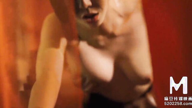 Assista ao filme erótico original da AsiaM: Trailer Estilo Chinês Massagem Parlor EP1 - Su You Tang. Sexy, Handjob, Doggystyle, Cowgirl, Horny, Chinês, Lubrificado Qipao.