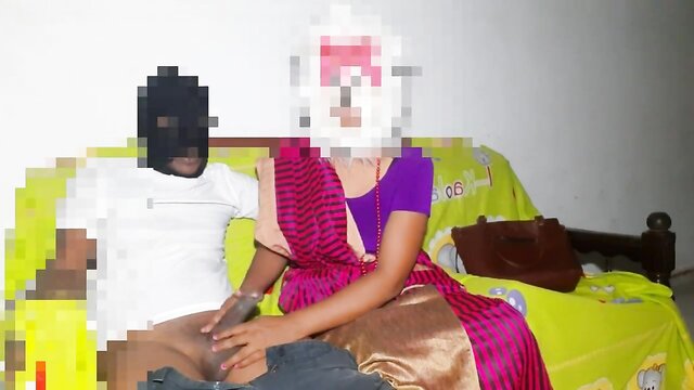 Sri Lankan teacher seducing her student: Full HD video of their steamy encounter