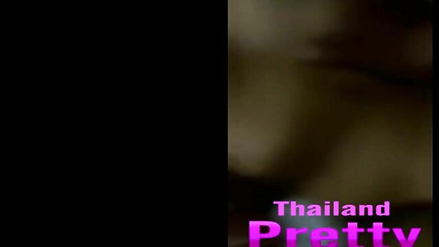 Modelo sexy faz sexo anal hardcore em vídeo erótico caseiro tailandês com tag sexo anal de destino: sexo anal hardcore