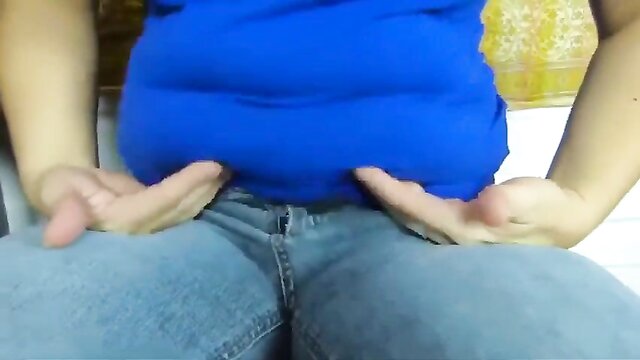 Bloated belly babe in homemade video