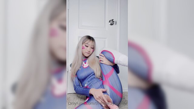 DVA cosplay babe gets naughty with her toys