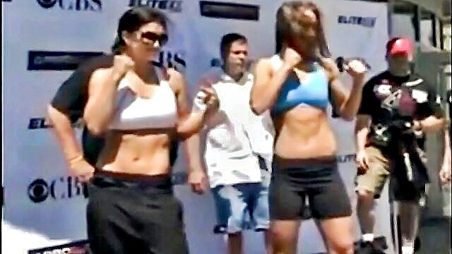 GiNa CaRaNo\'s sexy body shots in HD: Watch as she teases and pleases