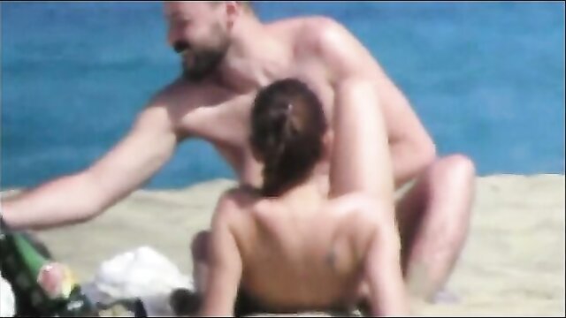 Amateur porn video of voyeuristic beach sex with a mature woman